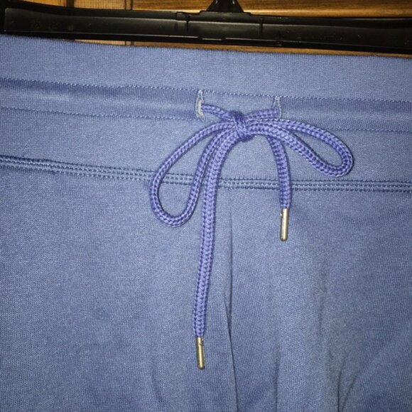 Champion Shorts - Picture 2 of 4